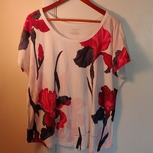 Floral tee